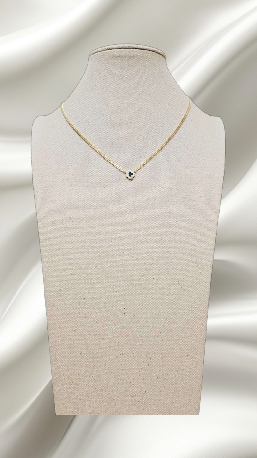 Single Alhambra Micro Onyx Gold Necklace