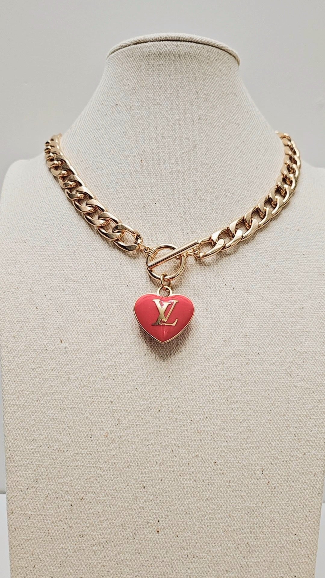 Pink Heart Louis Gold Necklace