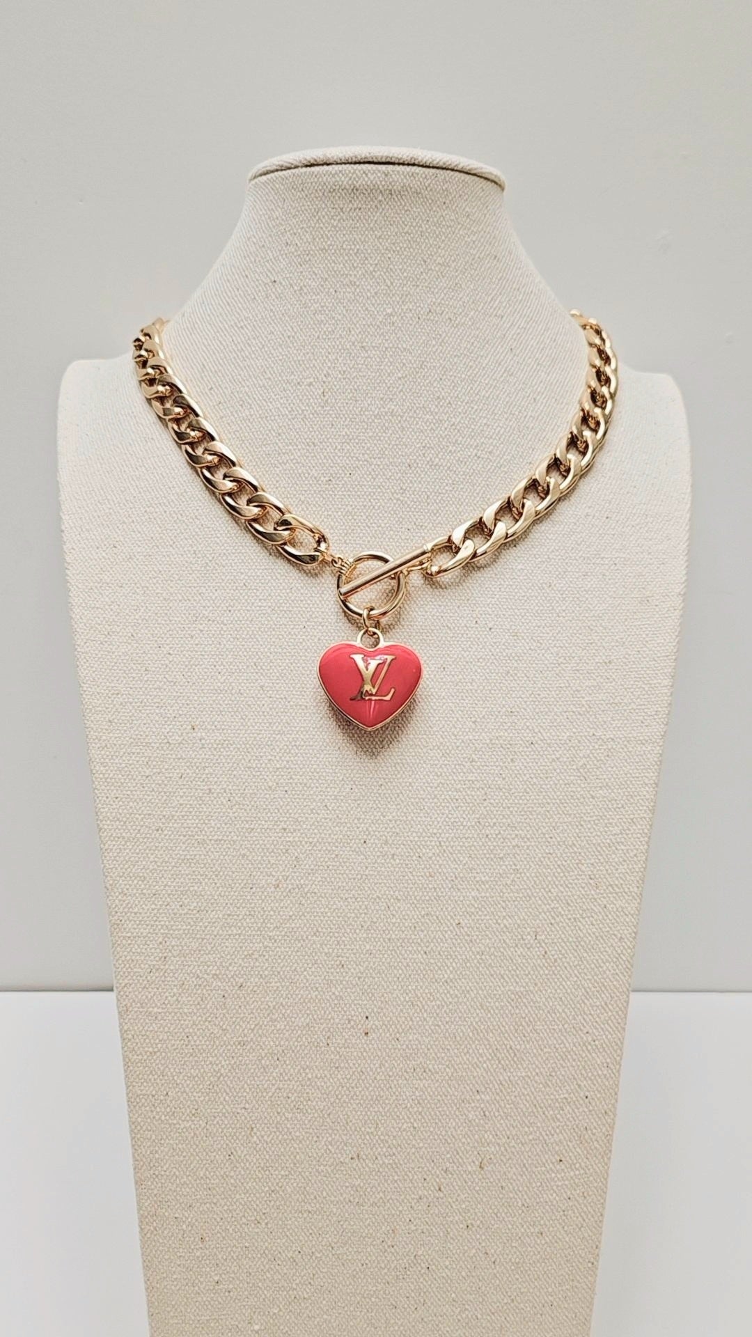 Pink Heart Louis Gold Necklace