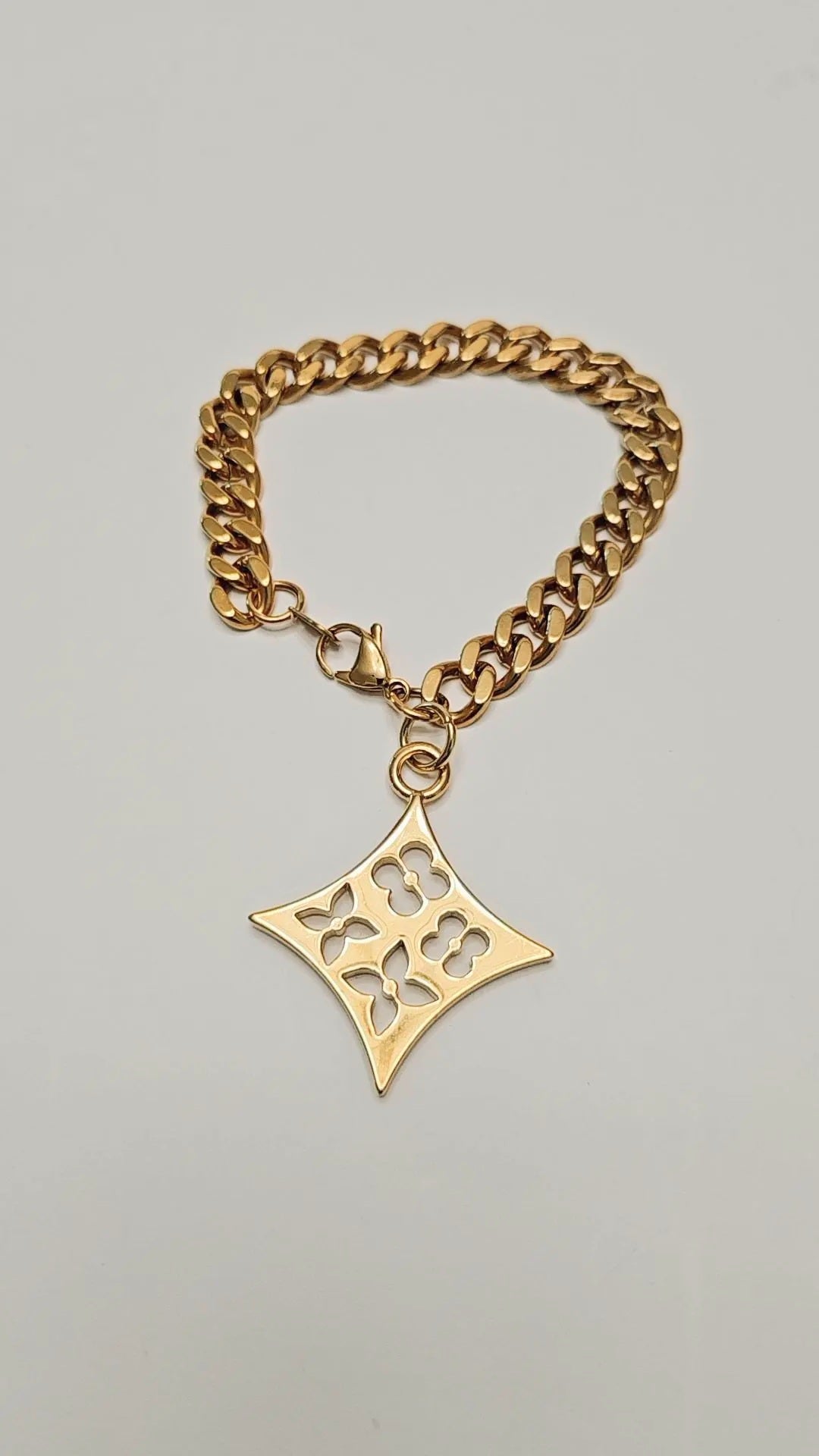 Fleur De Lis Gold Bracelet