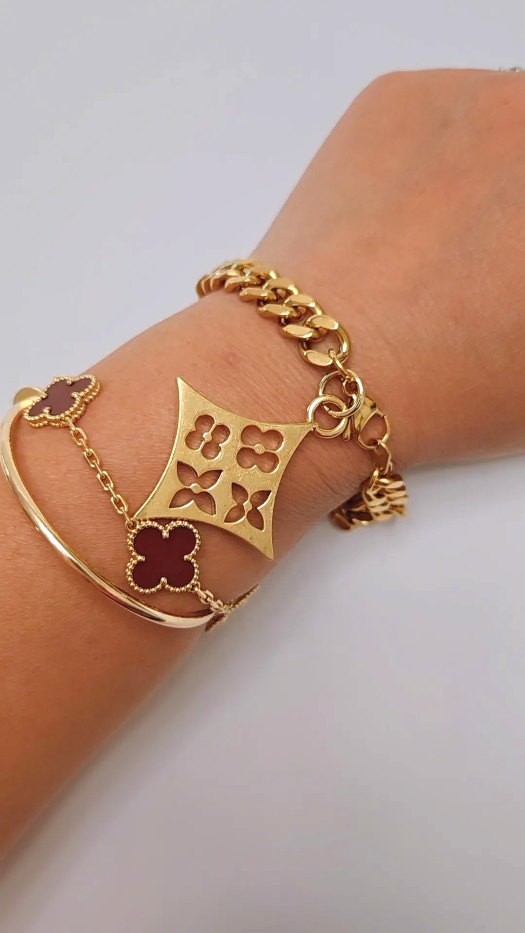 Fleur De Lis Gold Bracelet