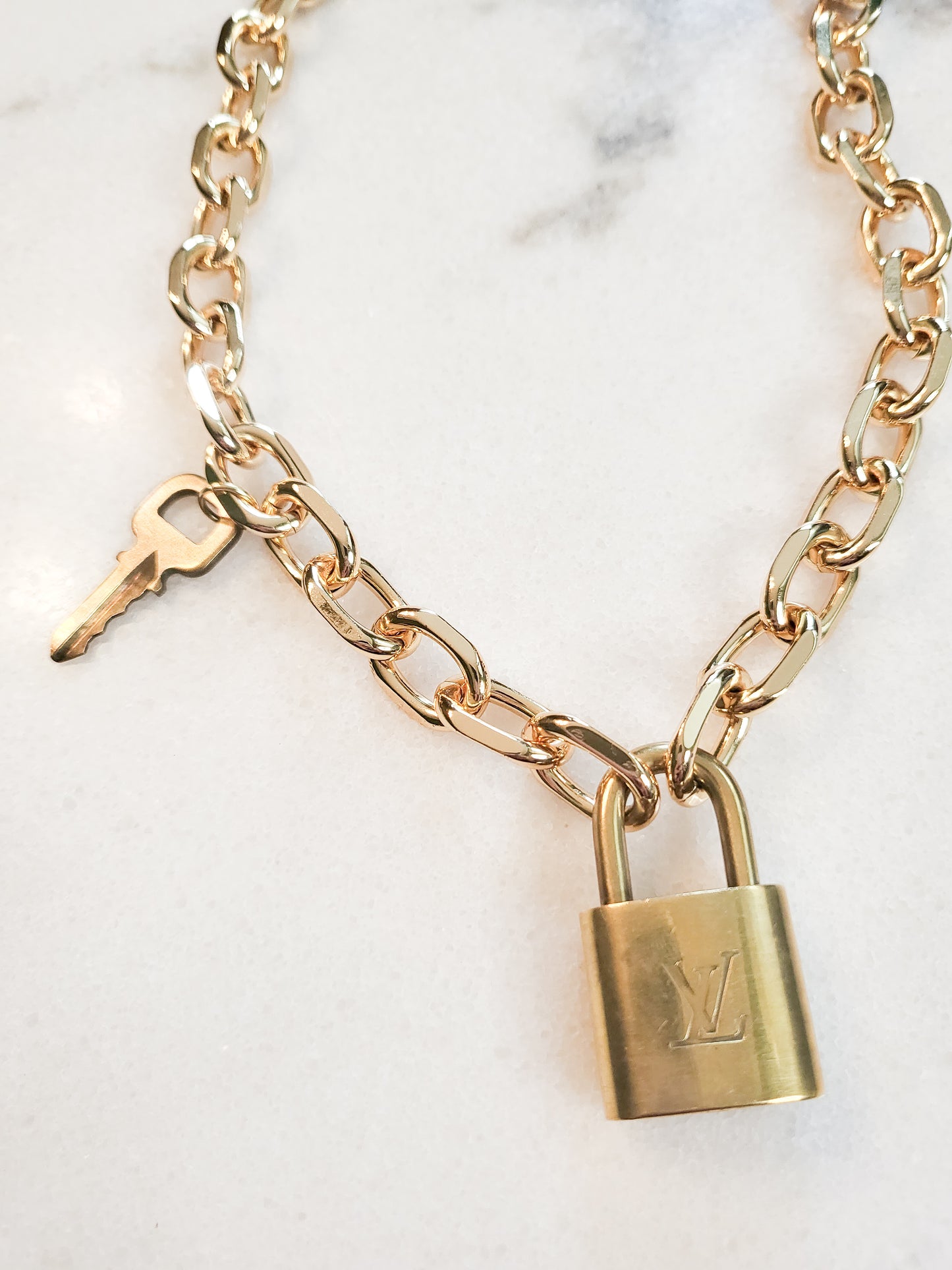 Louis Vuitton Lock on 24 Box Chain Necklace